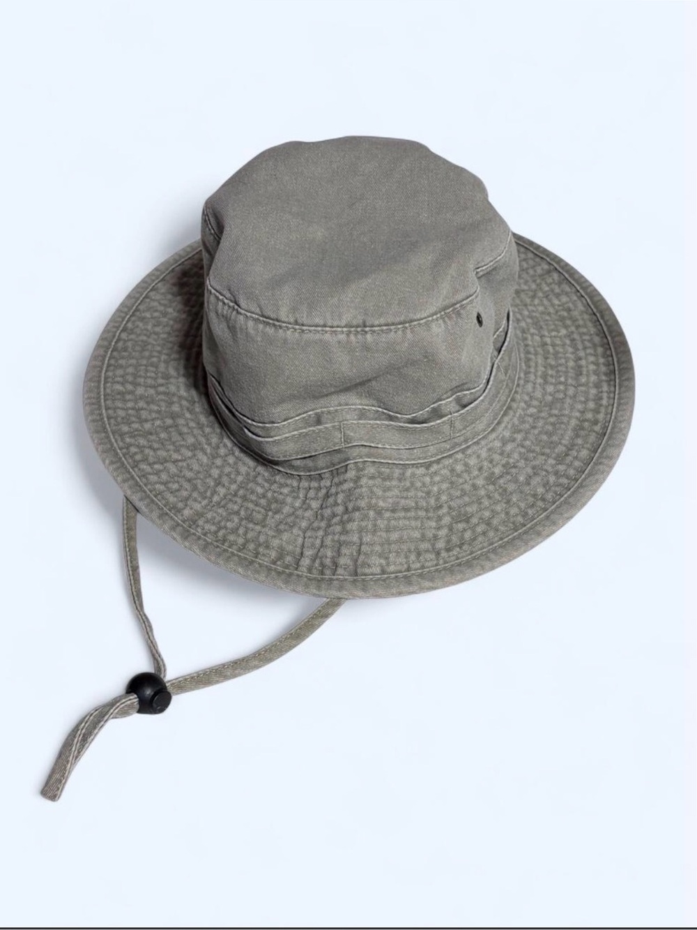 Khaki green bucket hat with strap